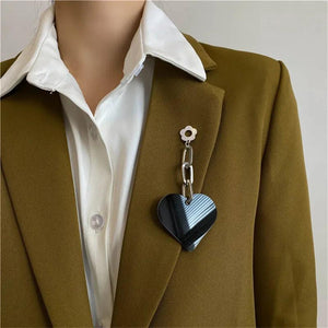 Heart Shape Pendant Yakeli Brooch Hip-hop Punk Micro Chapter