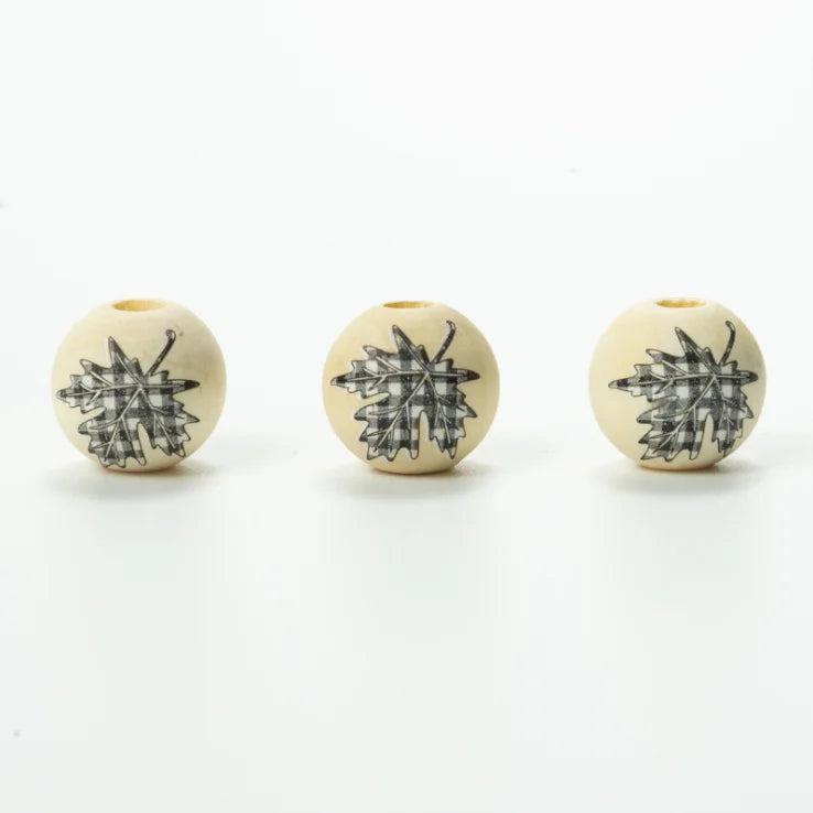 20Pcs 16mm Maple Leaf Grid Wooden Beads DIY Halloween Party Decoration