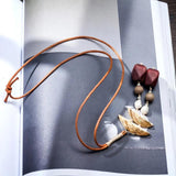 Vintage Women's Shell & Wood Beads Long Leather Necklace Suspension