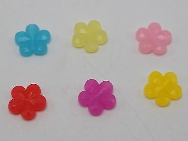 100 Mixed Jelly Acrylic Faceted Flower Charm Beads 14mm