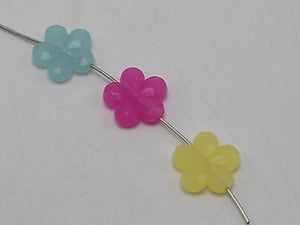 100 Mixed Jelly Acrylic Faceted Flower Charm Beads 14mm