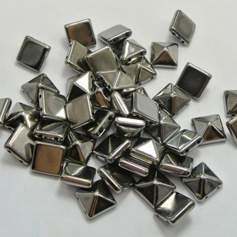 100 Metallic Tone Square Pyramid Rivet Beads 10mm