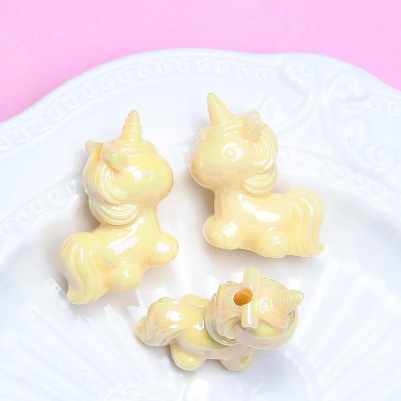10Pcs Candy Plated UV Acrylic Horse Beads DIY Bracelet Mobile Phone Chain