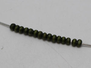 1000 Dark Green 4mm Round Wood Seed Beads