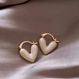 French Romance V U Letter Pendant Earrings Acrylic Retro Charm Women's Jewelry