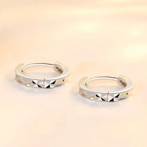 925 Silver Needle Starry Carved Retro Earrings