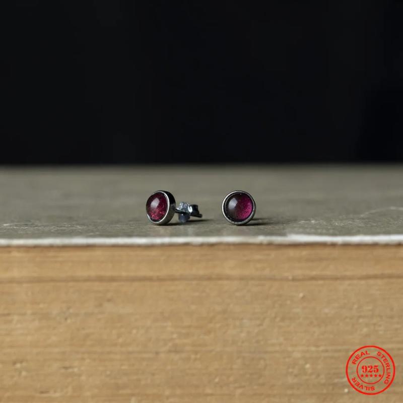 925 Sterling Silver Vintage Round Stud Earrings with Wine Stone