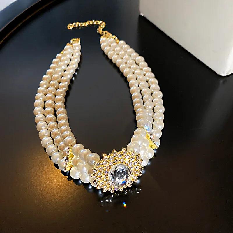 Exaggerated Retro Rhinestone Choker Necklace