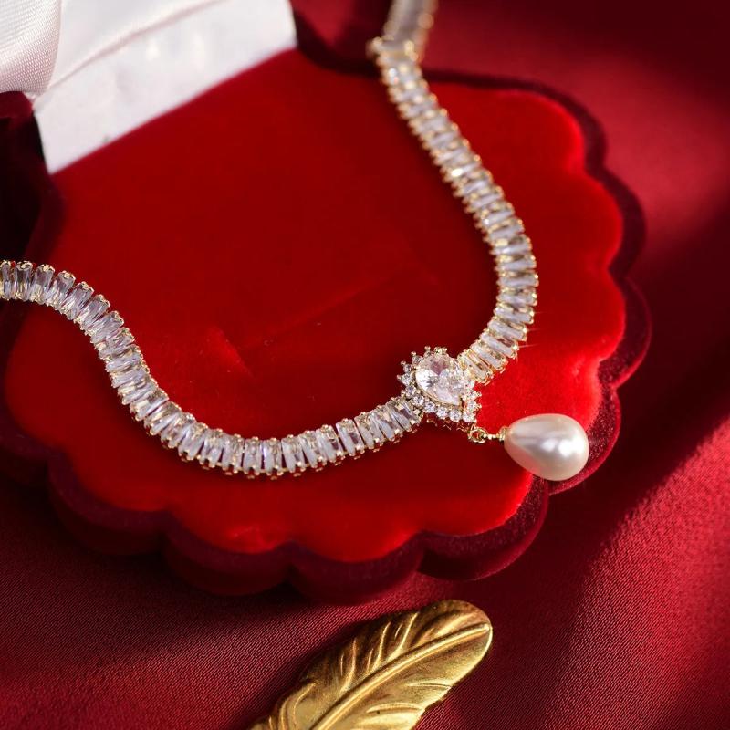 Baroque Zircon Pearl Necklace For Women