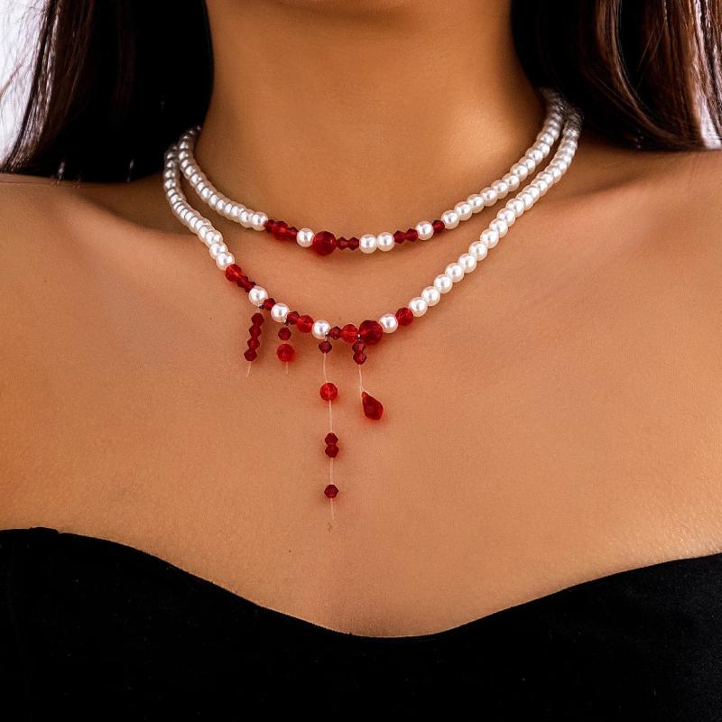 Multilayer Blood Pattern Pearl Pendant Choker Necklace