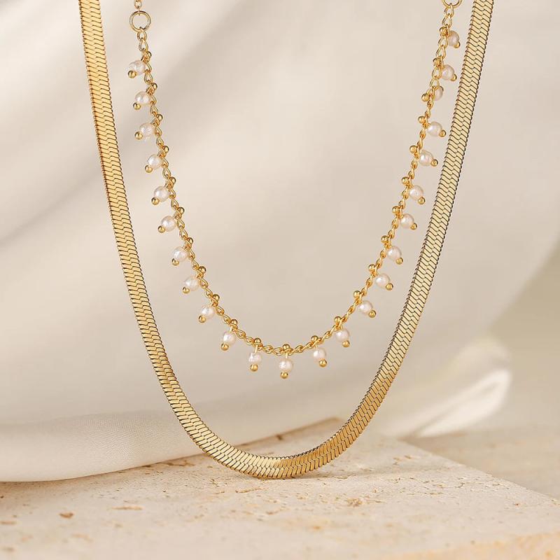 Glamorous Vintage Stainless Steel Chain Necklace With Pearl