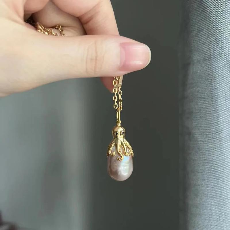Vintage Marine Octopus Jellyfish Pendant Necklace with Natural Pearl