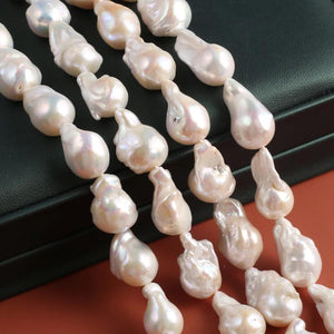 15x20mm Natural Freshwater Pearl Baroque Shape Tail Pearl