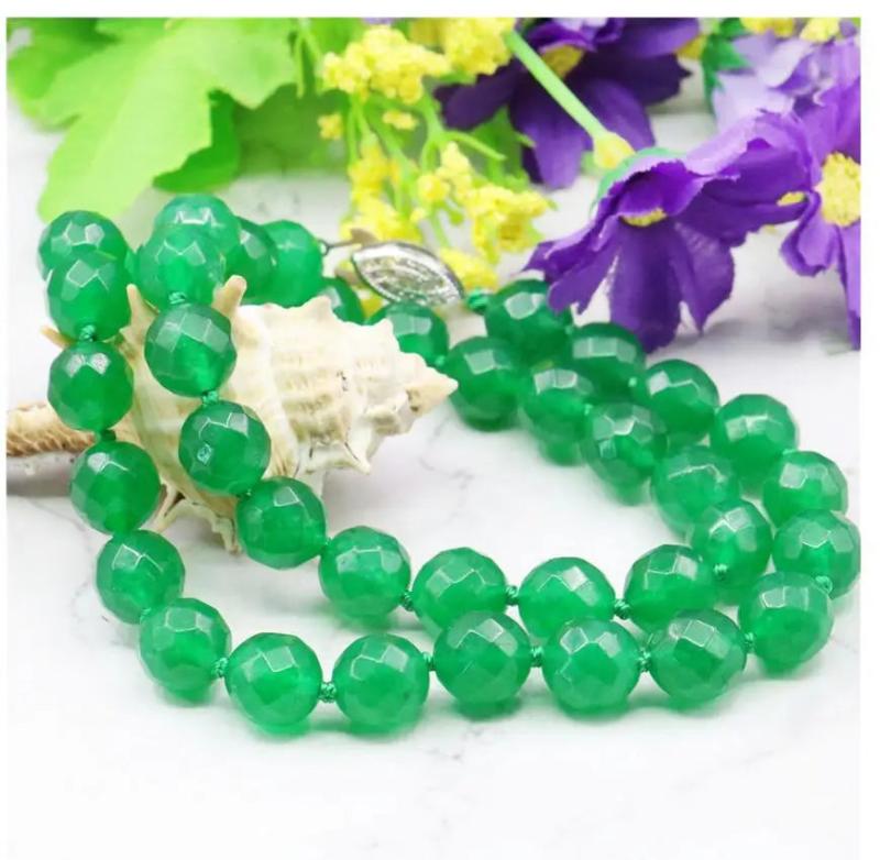 10mm Green Aventurine Round Beads Necklace 18 Inches