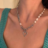 Spicy Girl Pearl Heart Splice Necklace for Women, High Sense Collar Chain