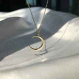 Silver Moon Pendant Necklace for Women Daily Gift S-N542