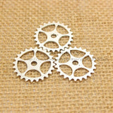 (50 pcs) 25mm Vintage Metal Alloy Gear Charm Jewelry Findings