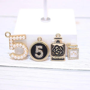 10pcs Number Five Flower Perfume Golden Charms Metal Pendant