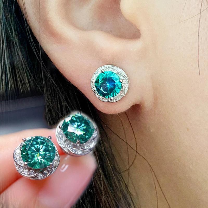 925 Silver Green Moissanite Diamond Stud Earrings for Women