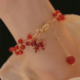 Charming Jade Bracelet for Women Personalized Maple Leaf Joint Pendant
