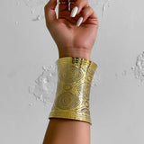 Vintage Tibet Totem Cuff Bracelet Round Metal Bangle