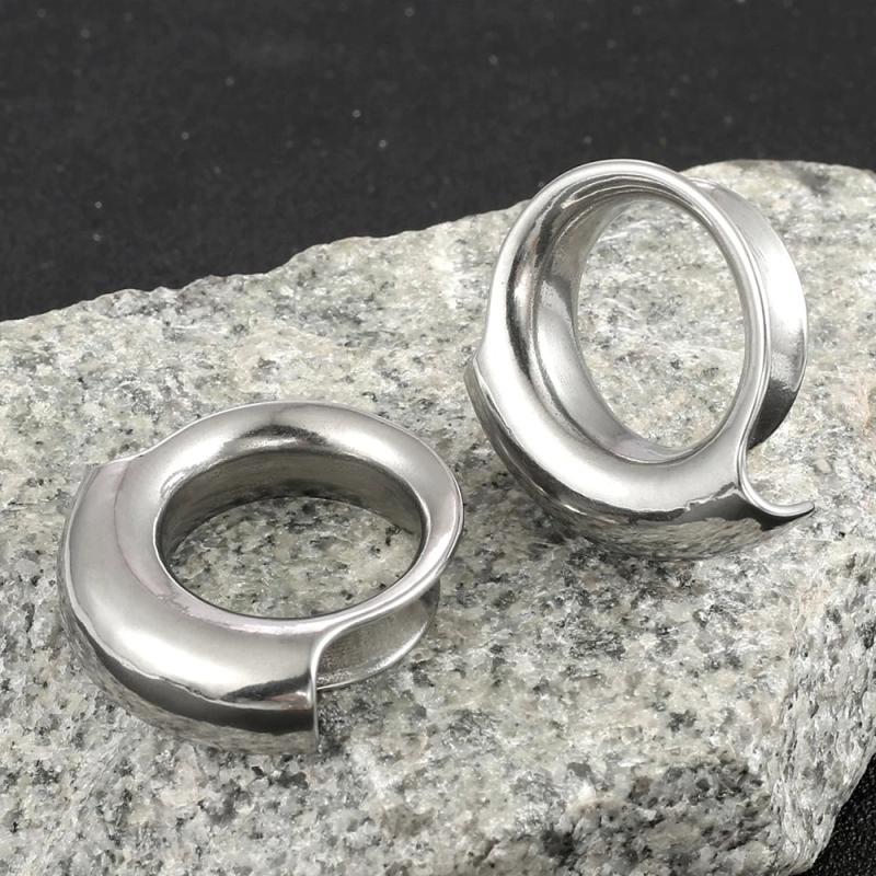 Giga 2PCS Stainless Steel Ear Plugs Tunnels Gauges 8mm-25mm Body Piercing