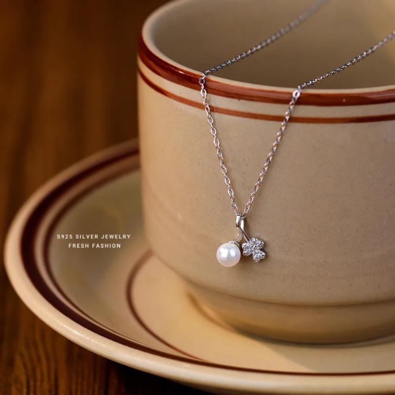 925 Silver Pearl Zircon Lucky Pendant Necklace for Women