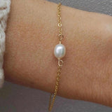 Natural Oval Freshwater Pearl 18k Snap Hook Bracelet