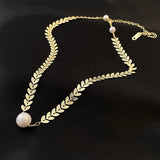 Chic Hip-hop Pearl Leaf Necklace for Women