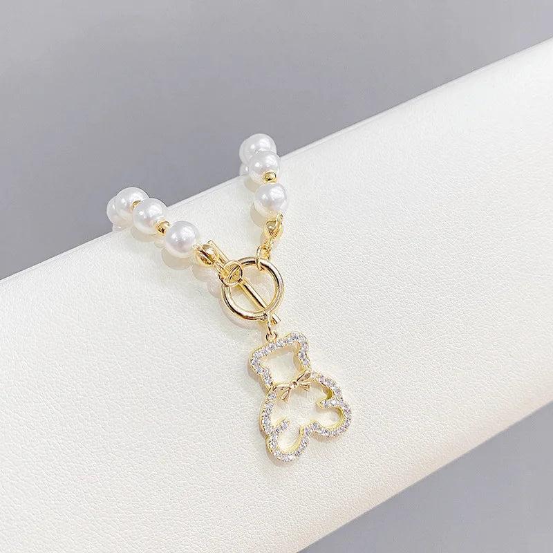 Elegant Vintage Pearl Necklace for Women