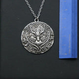 Natural Forest Animal Elk Pendant Necklace for Men and Women