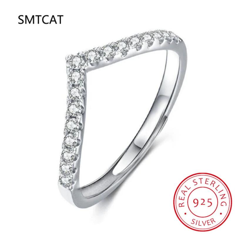 V-Shape Moissanite & Lab Diamond Ring 925 Sterling Silver