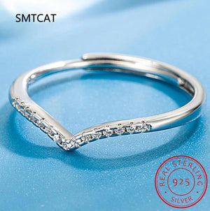 V-Shape Moissanite & Lab Diamond Ring 925 Sterling Silver