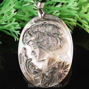 30X40MM Mother of Pearl Shell Mermaid Oval Bead Pendant