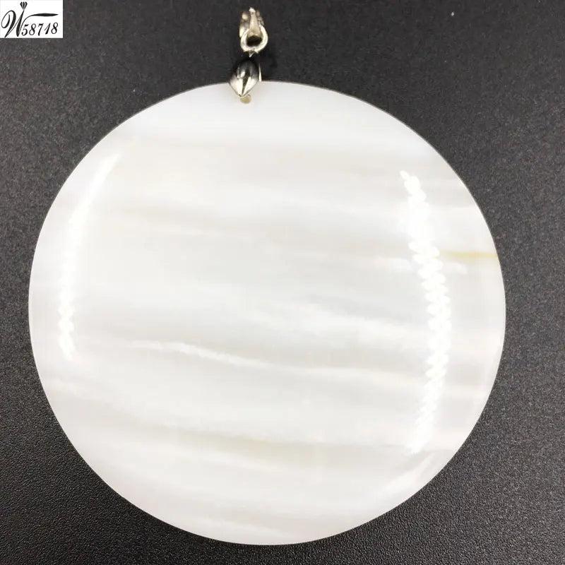 Mother of Pearl Shell Pendant Bead Necklace