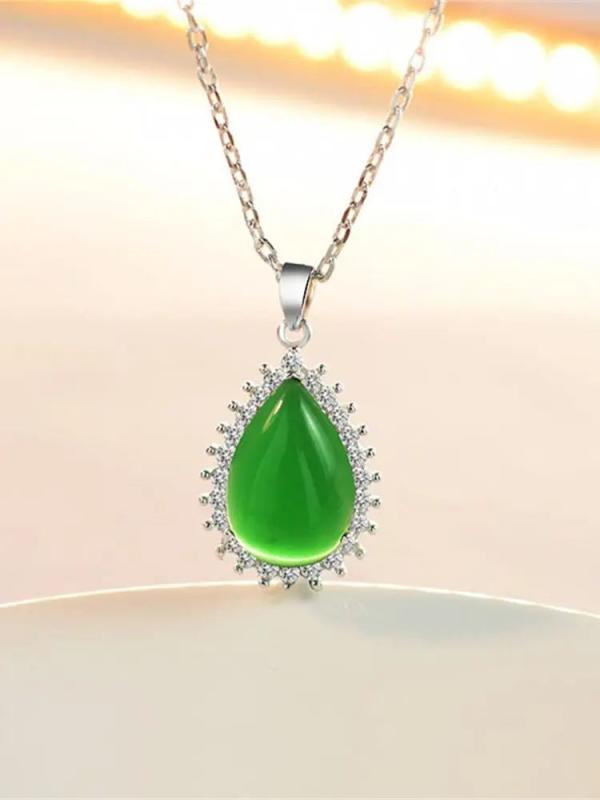 Green Emerald Water Drop Style Jade Pendant Chinese Retro Amulet Necklace