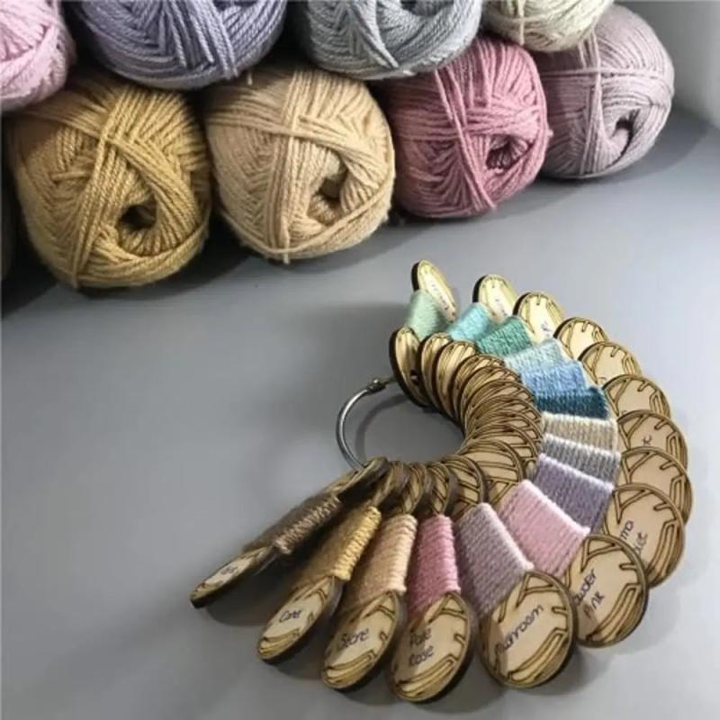 5Pcs Wooden Yarn Holder for Knitting DIY Christmas Blank Yarn Pegs