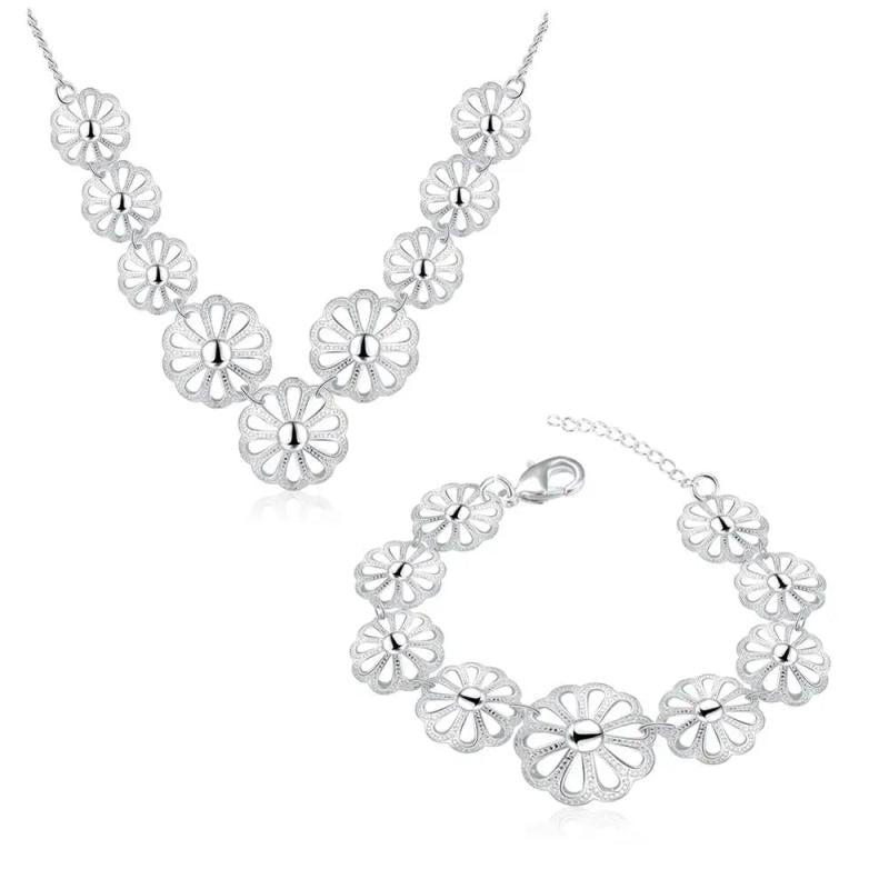 Trendsetting Silver Plated Jewelry Set for Women - Christmas Gift