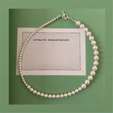 Gradient Size Bright Pearl Clavicle Chain