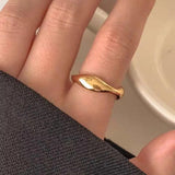 Geometric Stainless Steel Wavy Finger Ring