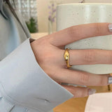 Geometric Stainless Steel Wavy Finger Ring
