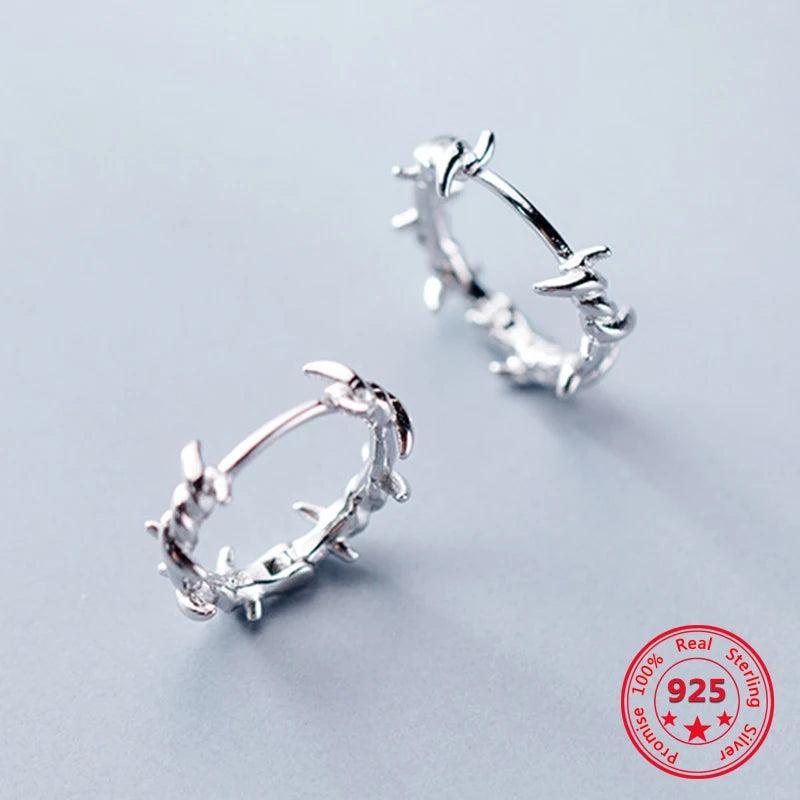 925 Silver Irregular Barbed Wire Round Earrings