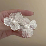 Metal Flower Pearl Earrings European Style Stud Earrings