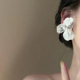Metal Flower Pearl Earrings European Style Stud Earrings