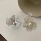 Metal Flower Pearl Earrings European Style Stud Earrings