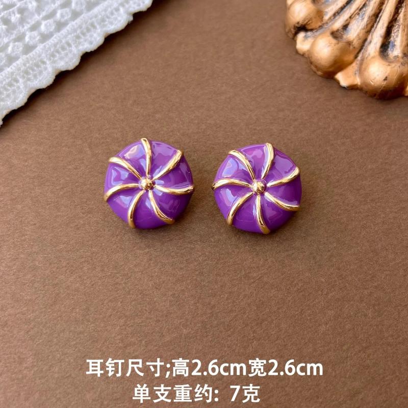 French Vintage Lavender Pearl Alien Metal Earrings