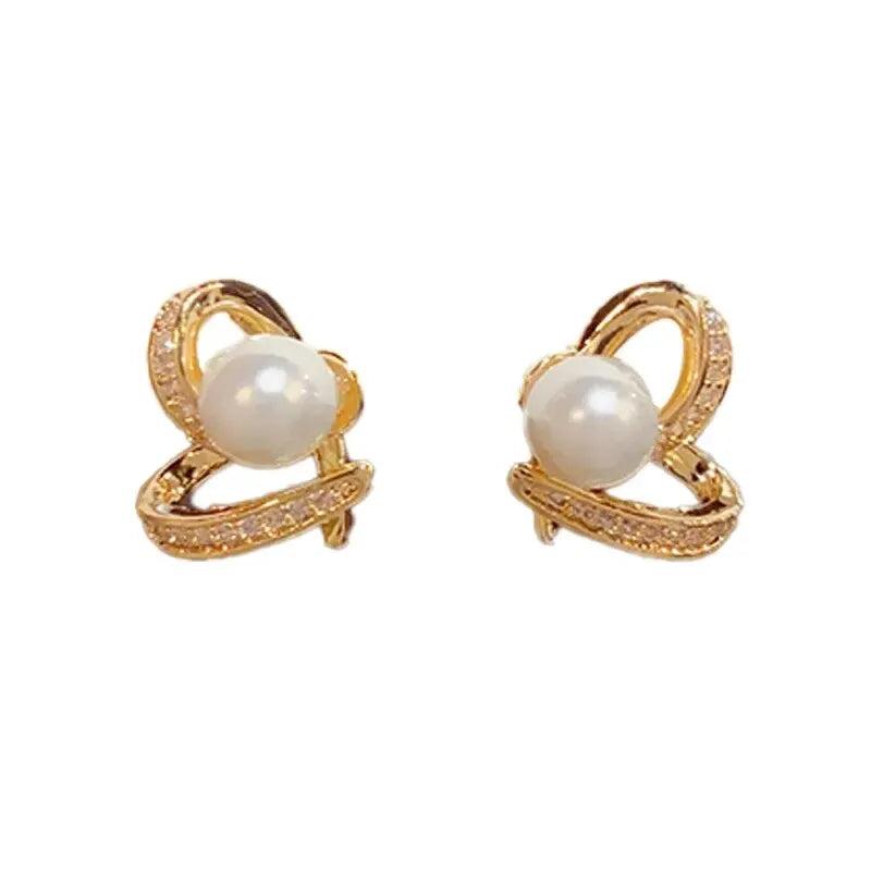 Heart-Shaped Pearl Earrings Elegant Design Women Copper Spring