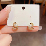 Heart-Shaped Pearl Earrings Elegant Design Women Copper Spring