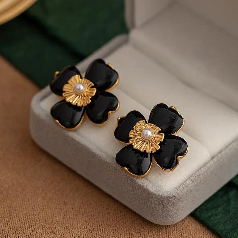 Four-leaf Clover Earrings Pearl Camellia Flowers French Style Earrings