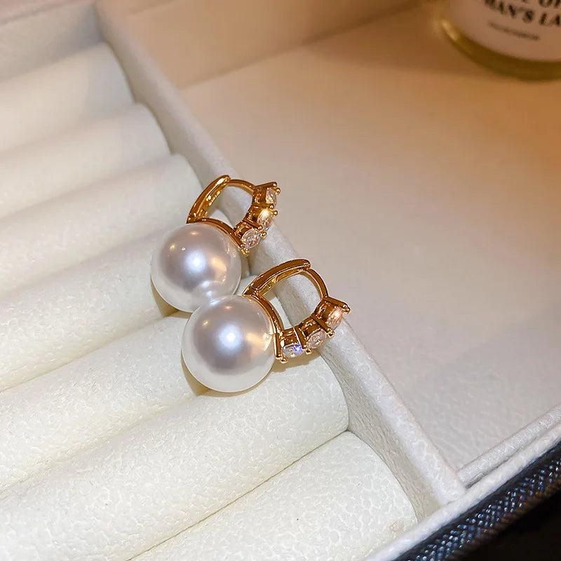 Pearl Small Ear Buckle Earrings